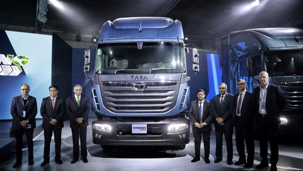Tata Motors introduces Hydrogen engine truck and more CVs at Auto Expo 2023